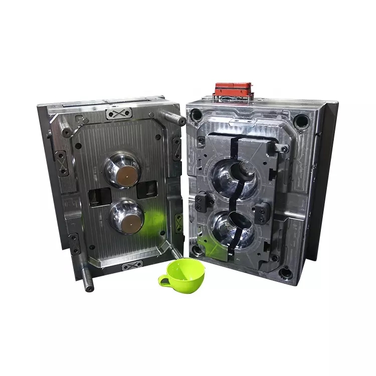 Форма для пластиковой кофейной кружки